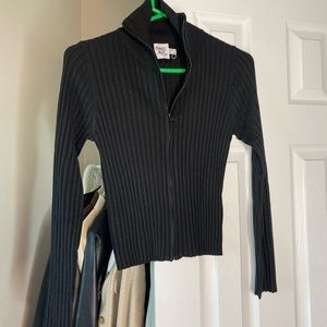 Black Princess Polly zipup